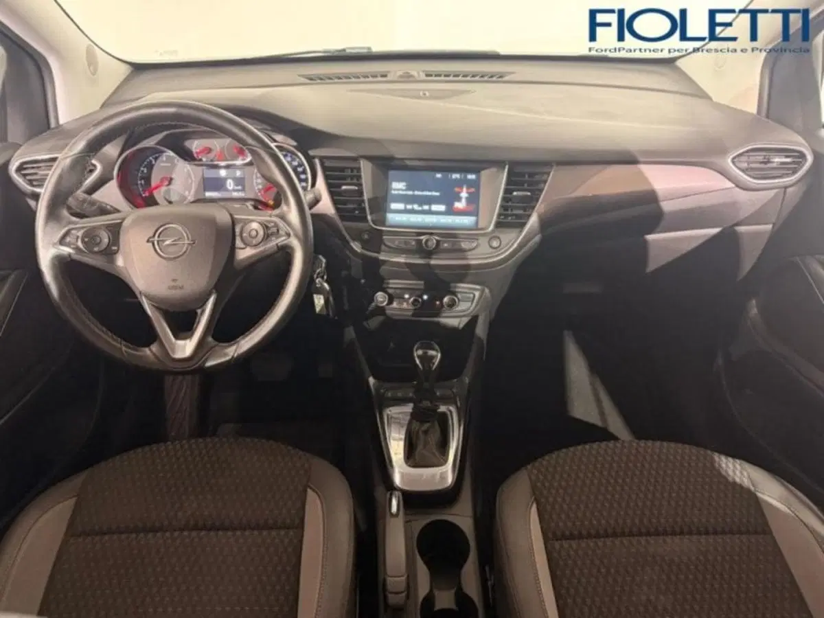 Opel Crossland X usata a Brescia (6)