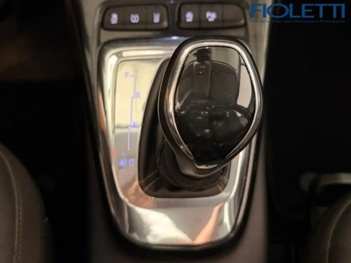 Opel Crossland X usata a Brescia (9)