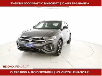 Volkswagen T-Roc 1.0 TSI R-Line del 2024 usata a San Giovanni Teatino