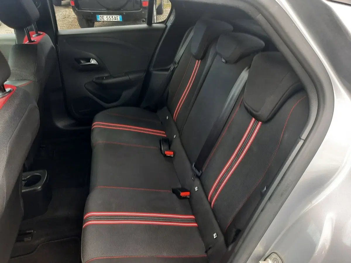 Opel Corsa usata a La Spezia (12)