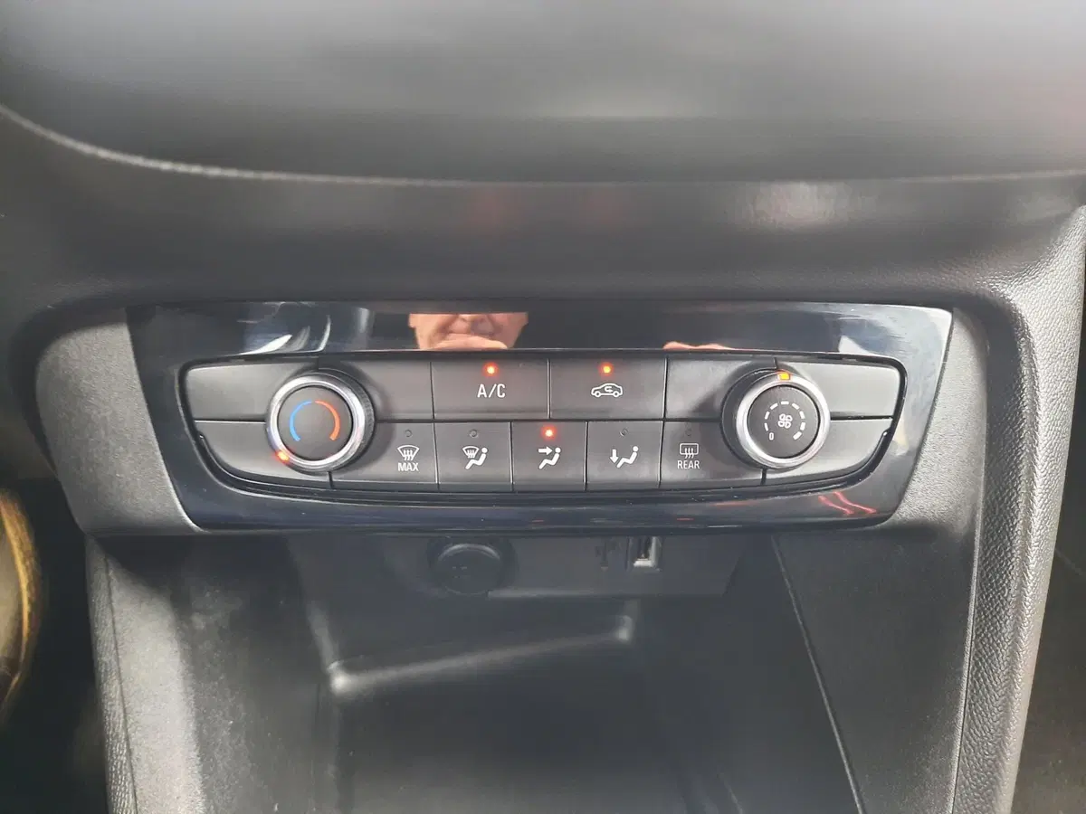 Opel Corsa usata a La Spezia (18)