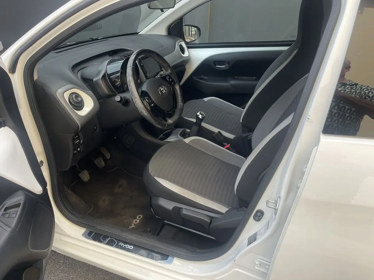 Toyota Aygo usata a Bologna (11)