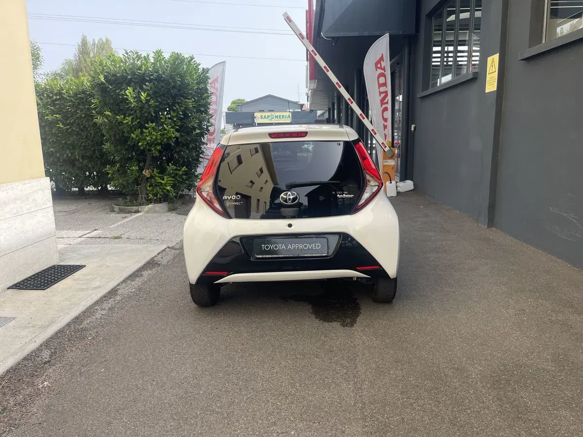 Toyota Aygo usata a Bologna (5)