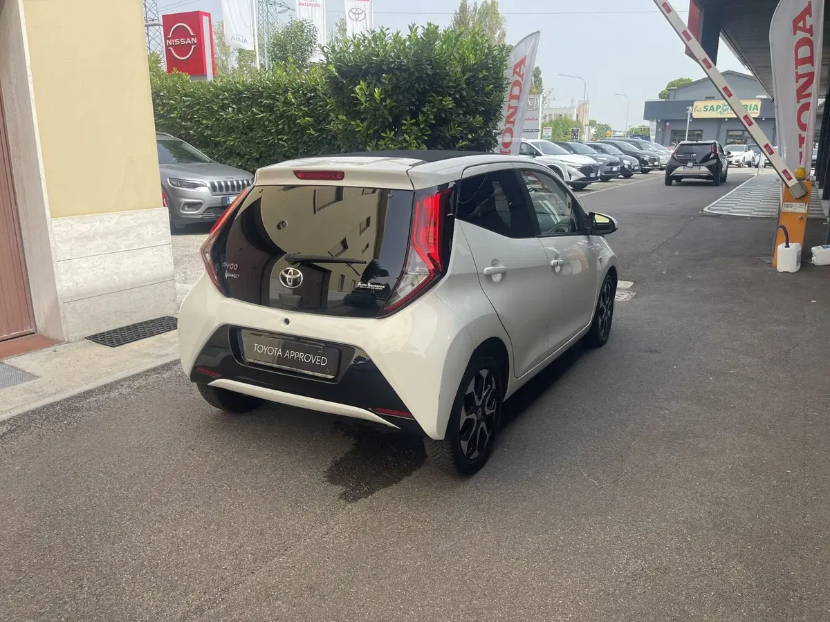 Toyota Aygo usata a Bologna (6)