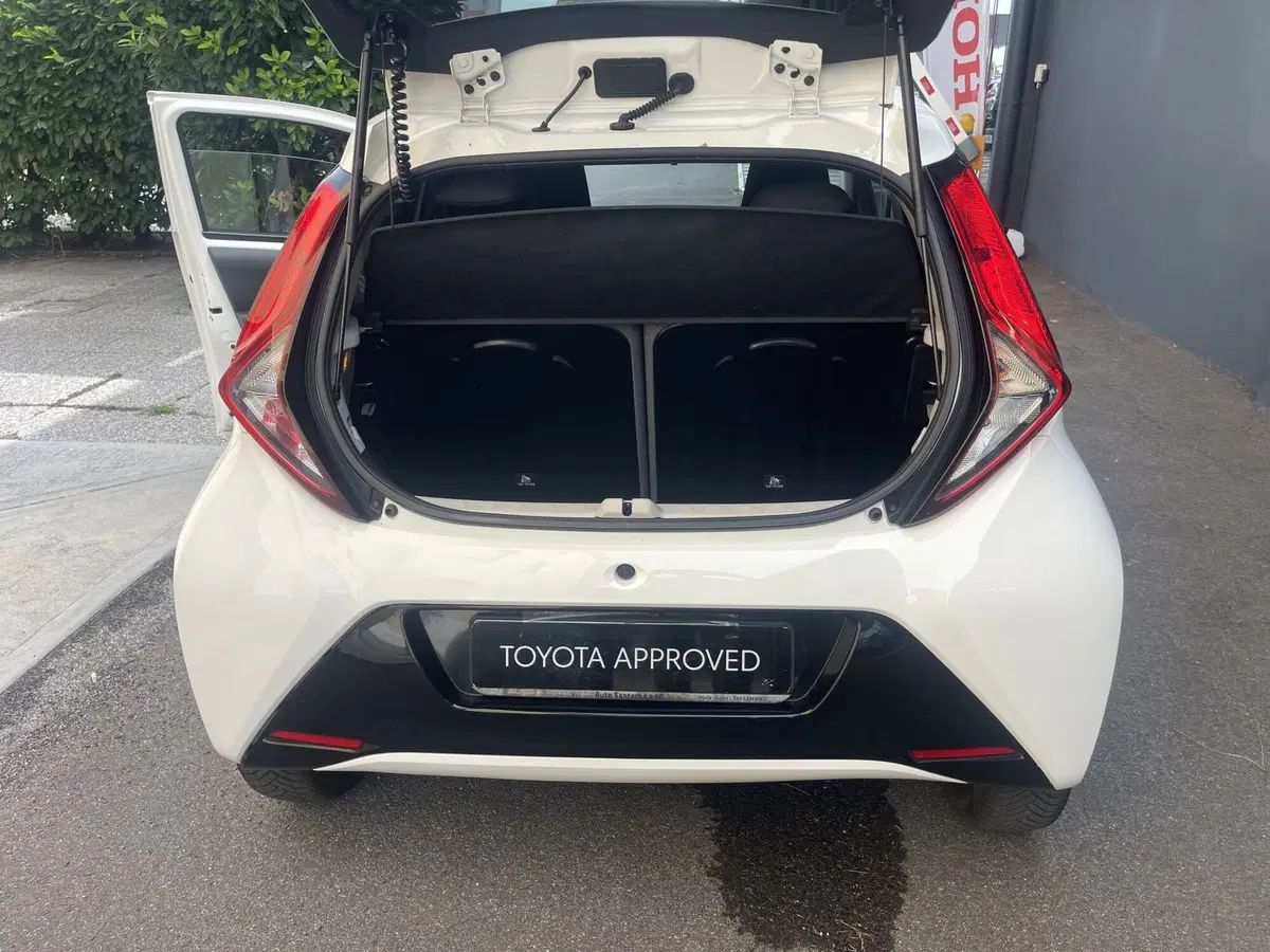 Toyota Aygo usata a Bologna (9)
