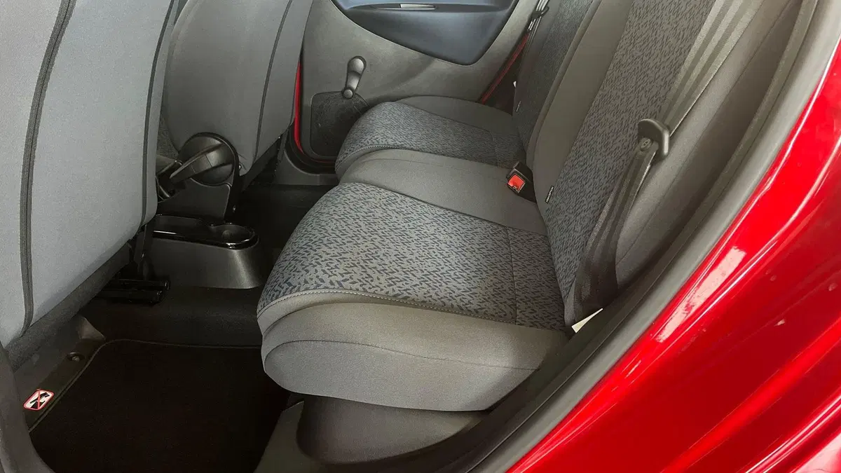 Lancia Ypsilon usata a Catania (14)