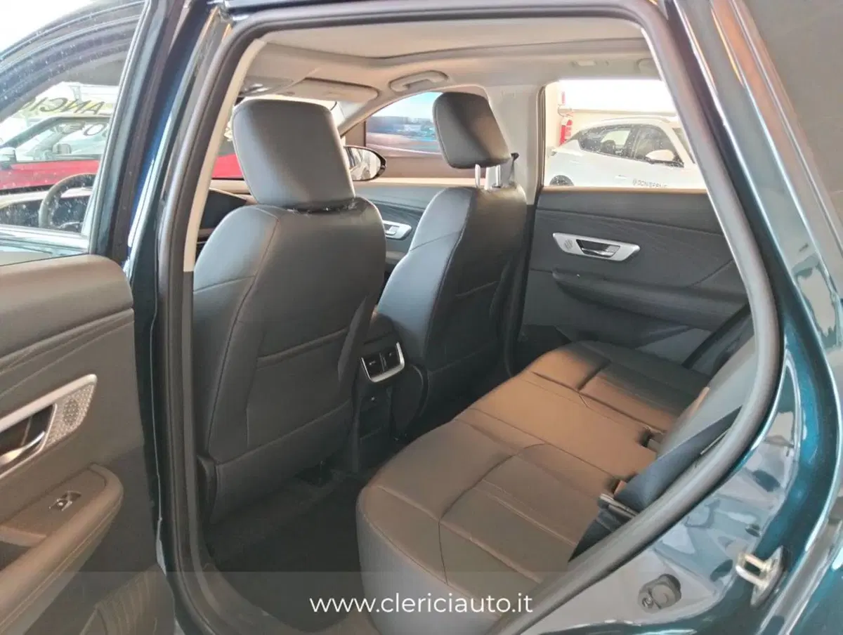 Dongfeng Huge  nuova a Como (4)