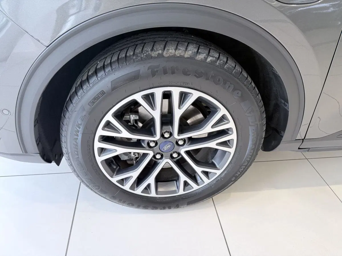 Ford Kuga usata a Latina (12)