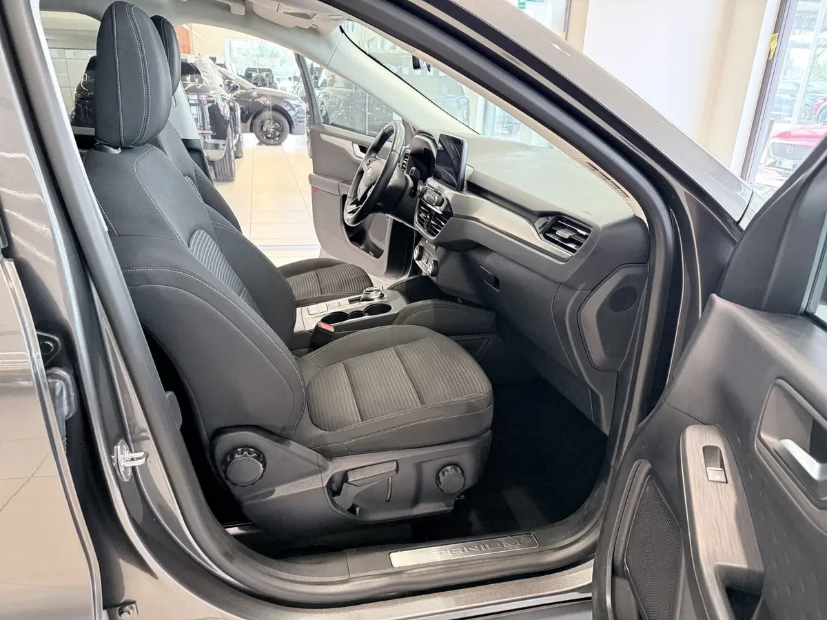 Ford Kuga usata a Latina (9)