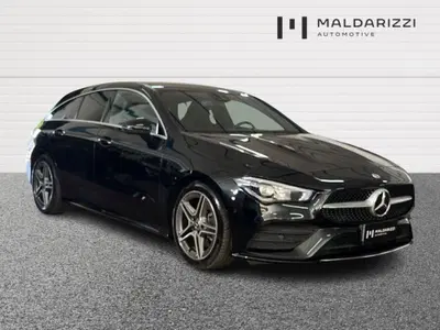 Mercedes-Benz CLA Shooting Brake 200 d AMG Line Premium Plus auto del 2022 usata a Bari
