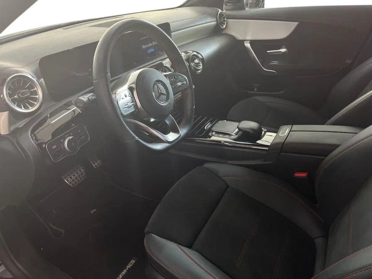 Mercedes-Benz CLA Shooting Brake usata a Bari (10)
