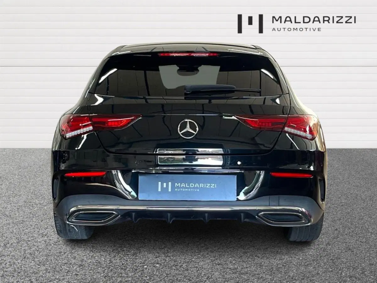 Mercedes-Benz CLA Shooting Brake usata a Bari (3)