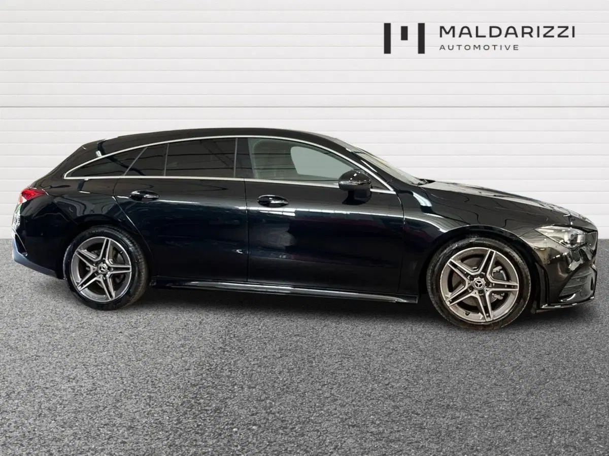Mercedes-Benz CLA Shooting Brake usata a Bari (5)
