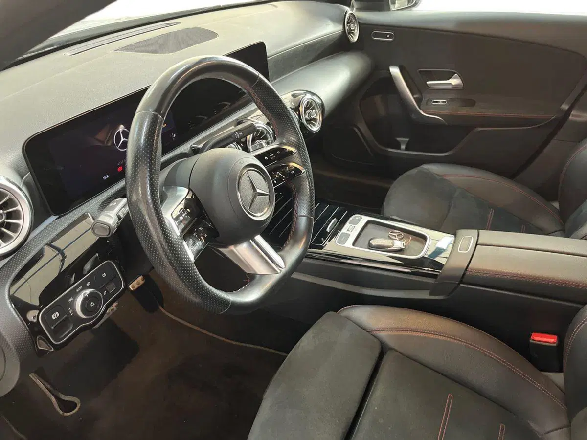 Mercedes-Benz Classe A usata a Bari (7)