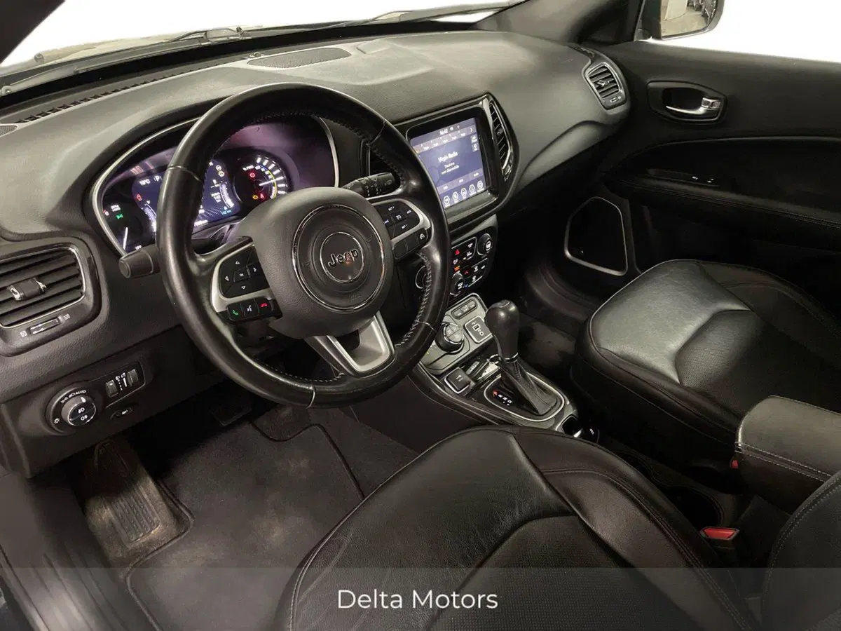 Jeep Compass usata a Macerata (16)