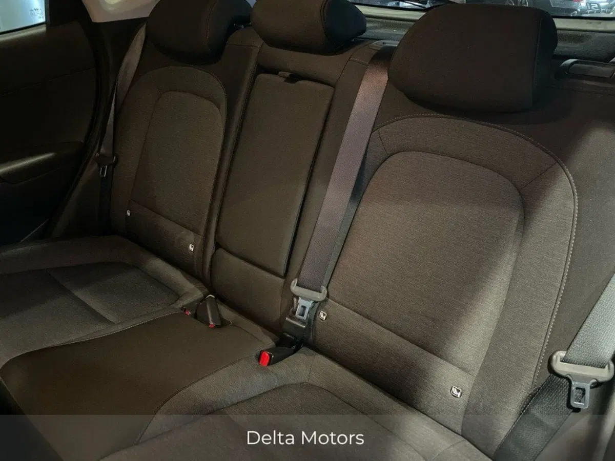 Hyundai Kona usata a Macerata (13)