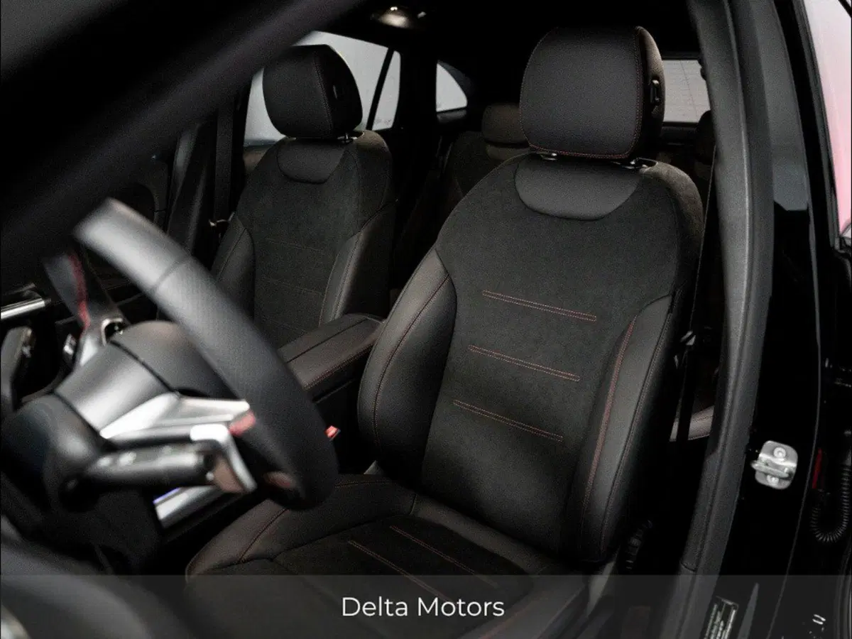 Mercedes-Benz GLA SUV nuova a Macerata (11)