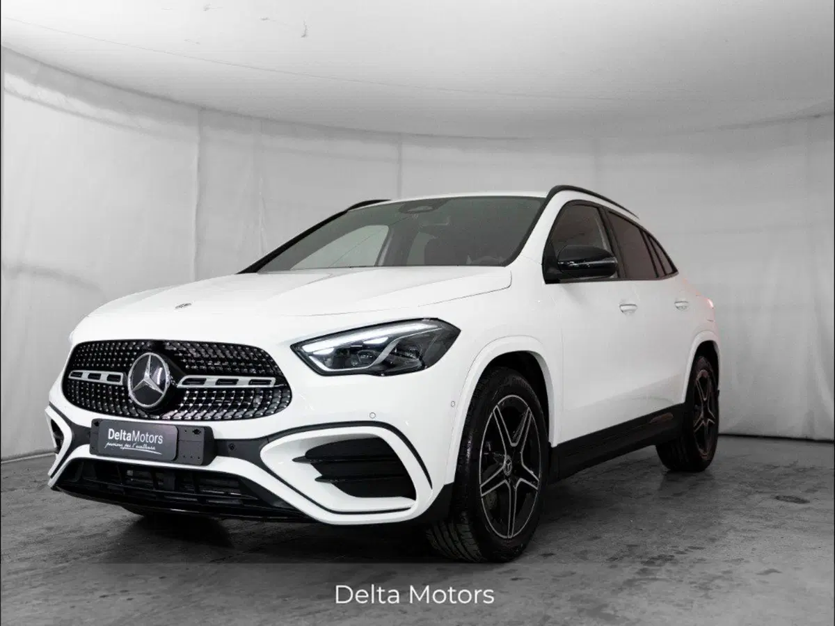 Mercedes-Benz GLA SUV nuova a Macerata