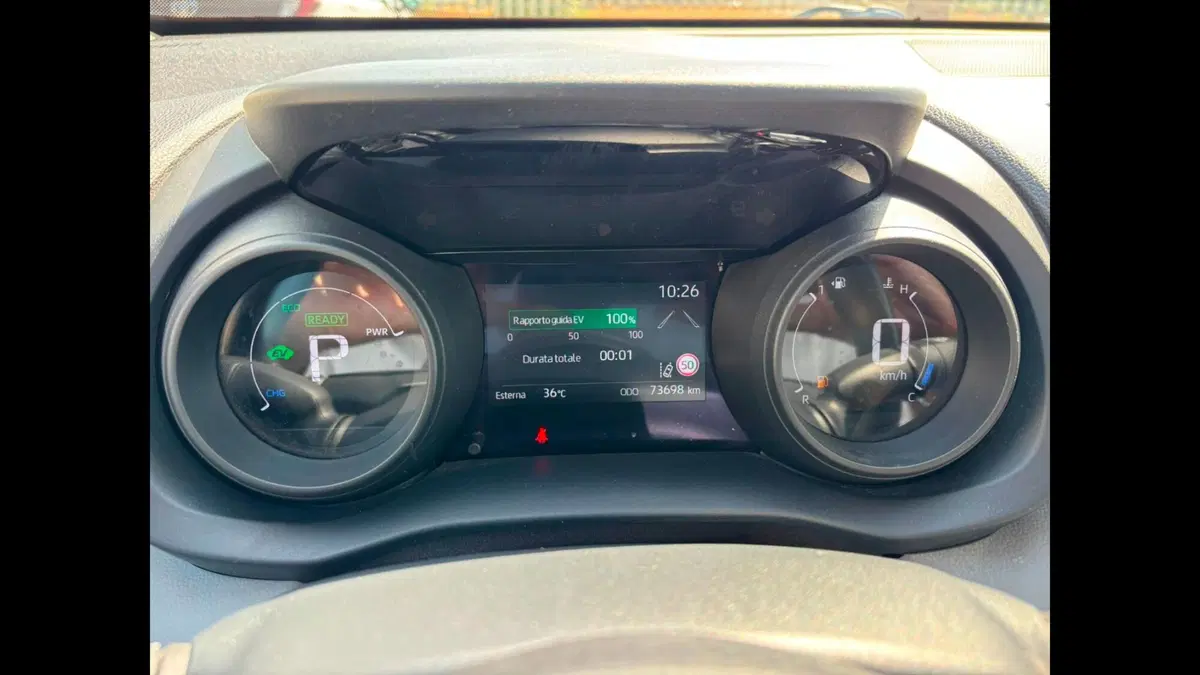 Toyota Yaris Cross usata a Palermo (13)