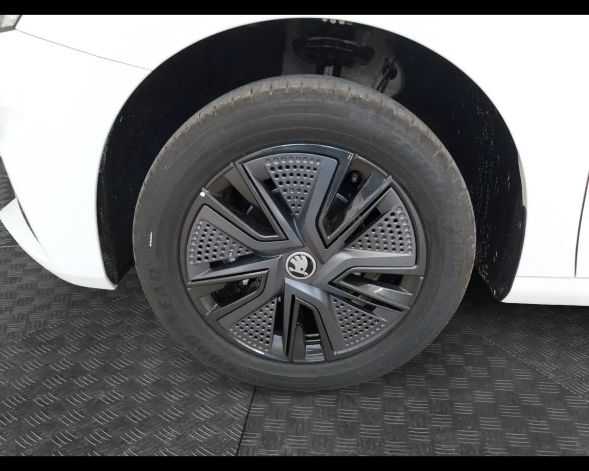 Skoda Fabia nuova a Ravenna (9)