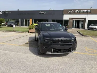 Jeep Avenger full-electric Summit fwd 156cv auto nuova a Benevento