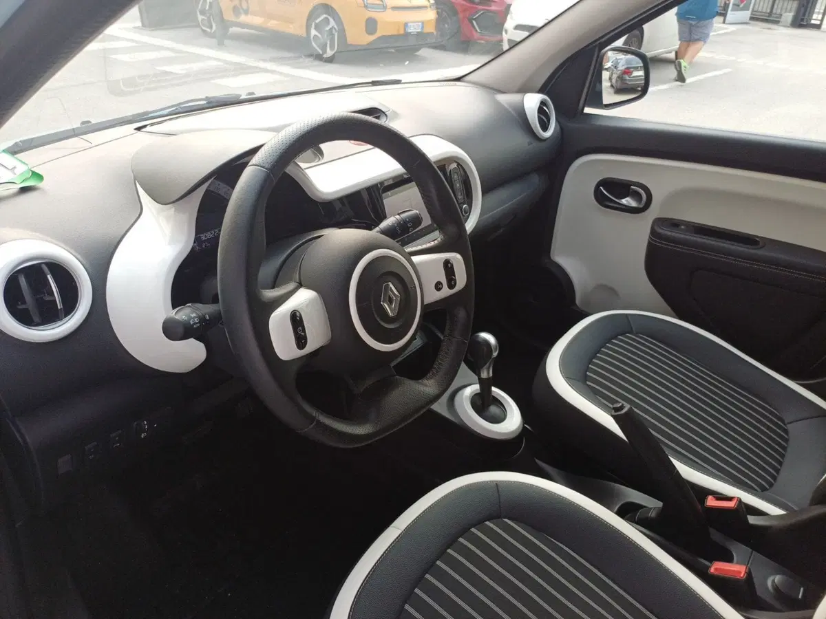 Renault Twingo usata a Frosinone (10)