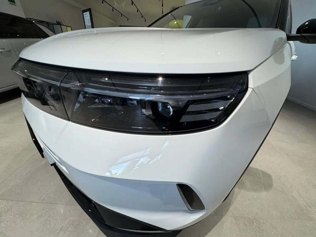 Opel Grandland nuova a Frosinone (2)