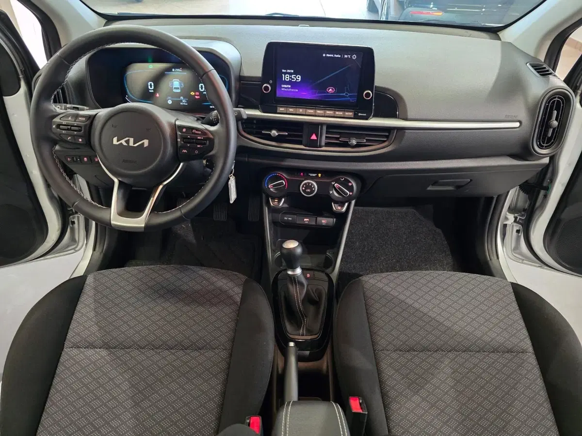 Kia Picanto usata a Rimini (14)