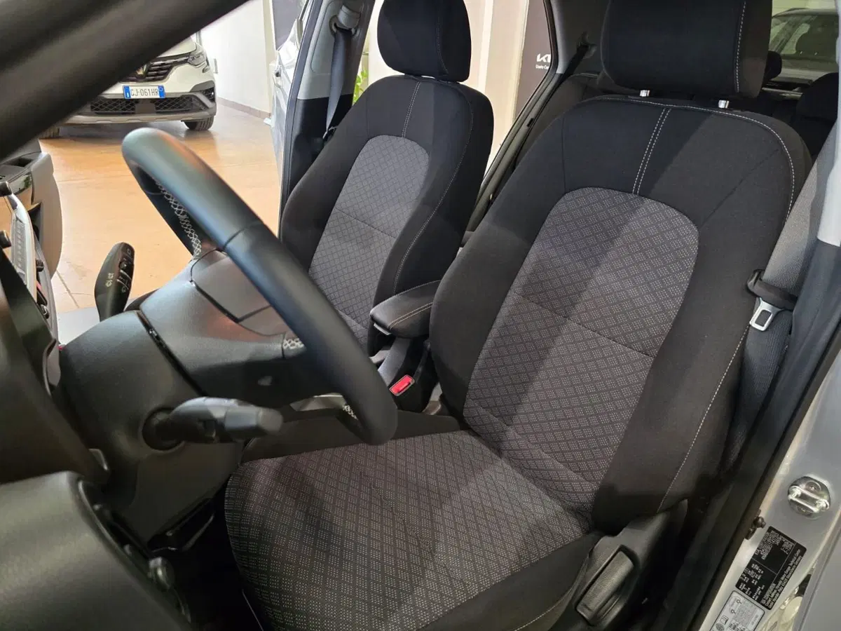 Kia Picanto usata a Rimini (8)