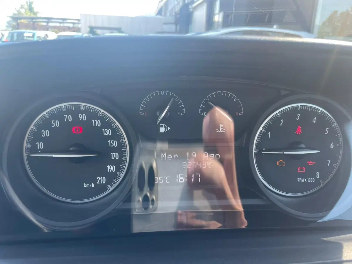 Lancia Ypsilon usata a Lucca (12)