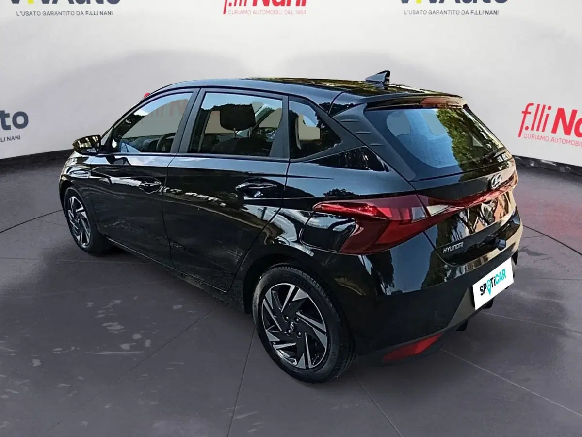 Hyundai i20 usata a Massa-Carrara (17)