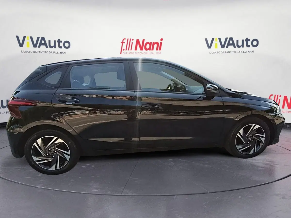 Hyundai i20 usata a Massa-Carrara (8)