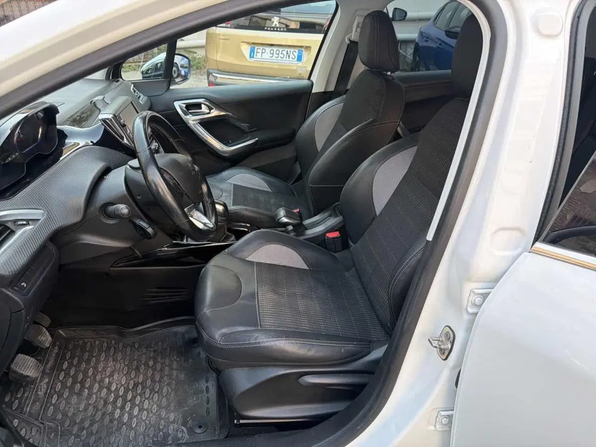 Peugeot 2008 usata a Foggia (14)