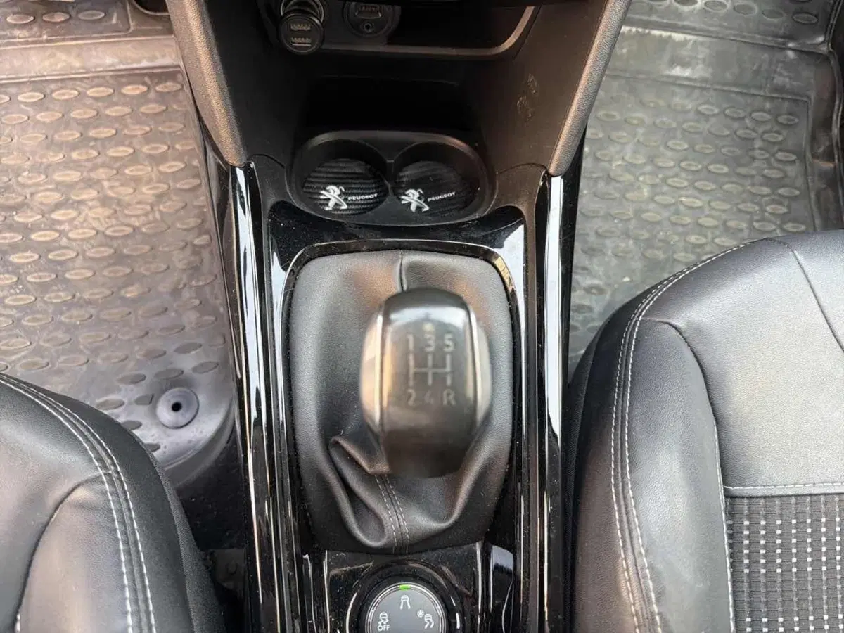 Peugeot 2008 usata a Foggia (8)