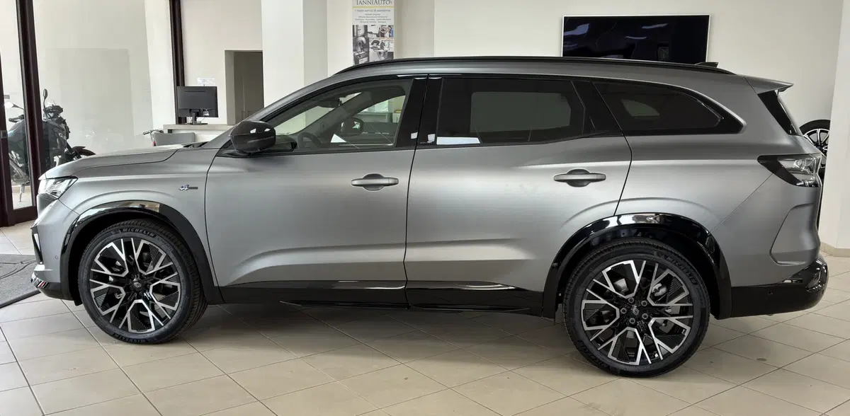Renault Espace nuova a Frosinone (3)
