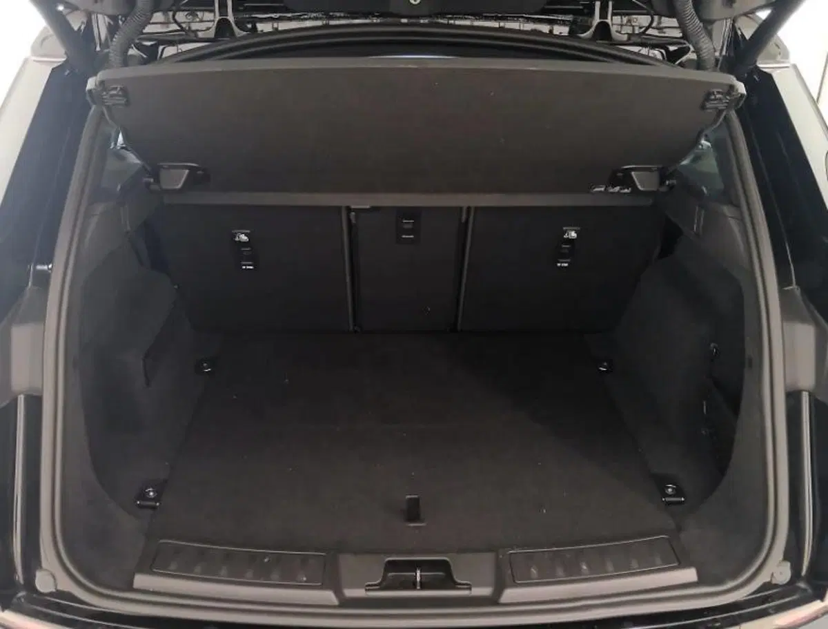 Land Rover Range Rover Evoque usata a Venezia (12)