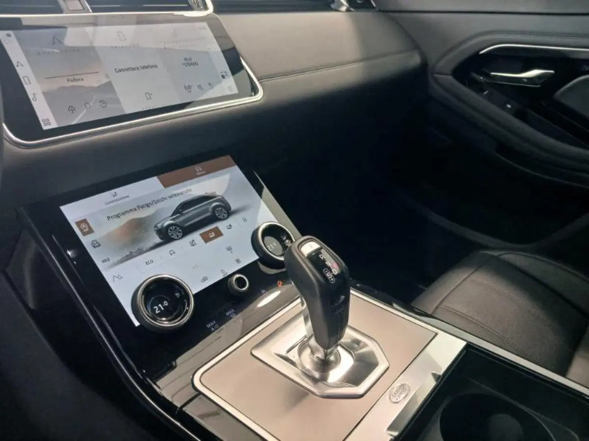 Land Rover Range Rover Evoque usata a Venezia (19)