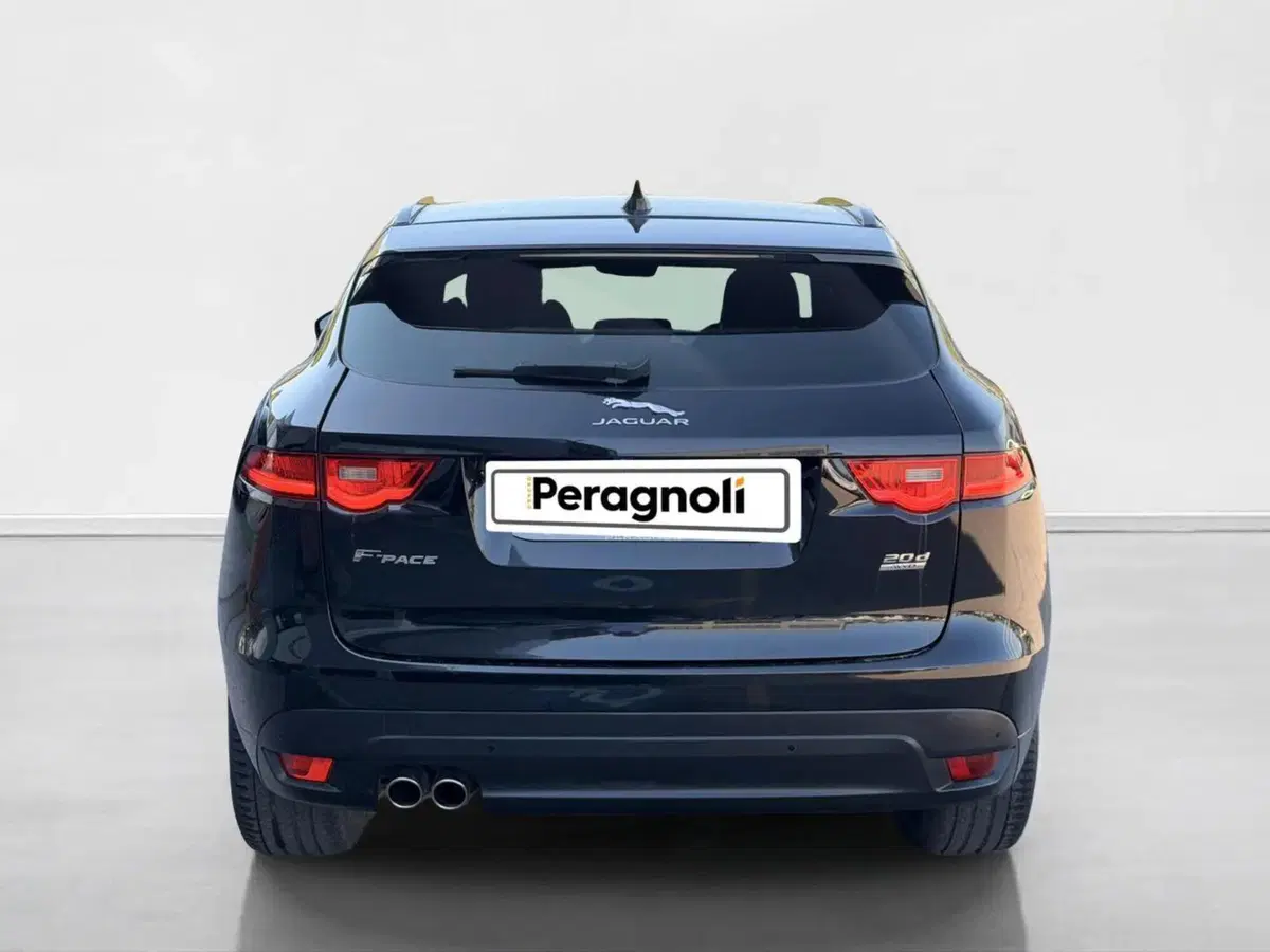 Jaguar F-Pace usata a Siena (7)