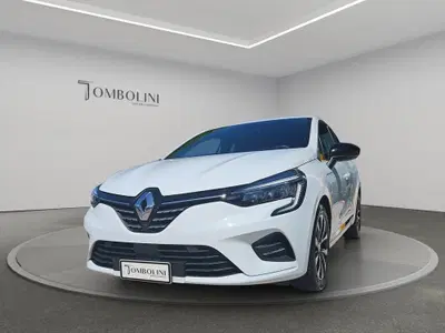 Renault Clio TCe 100 CV GPL 5 porte Techno del 2023 usata a Perugia