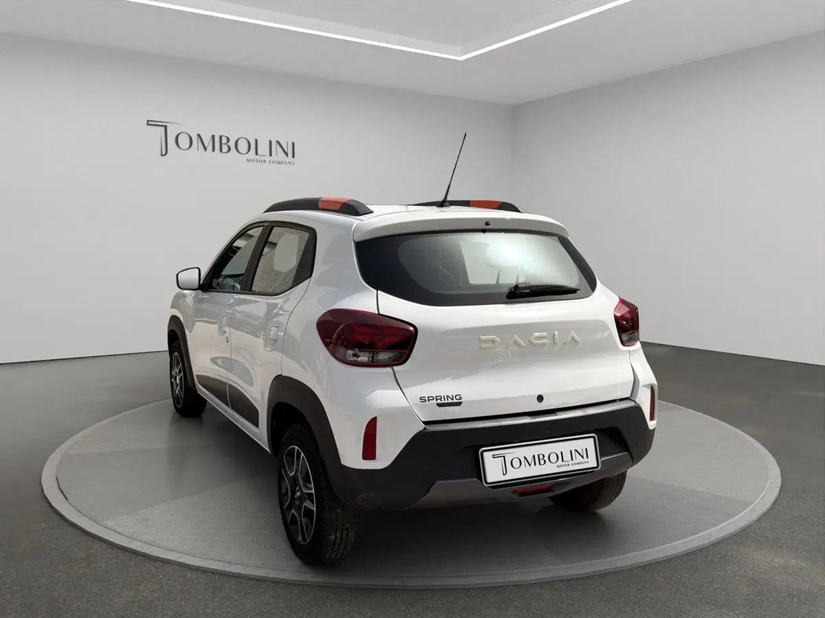 Dacia Spring usata a Macerata (7)