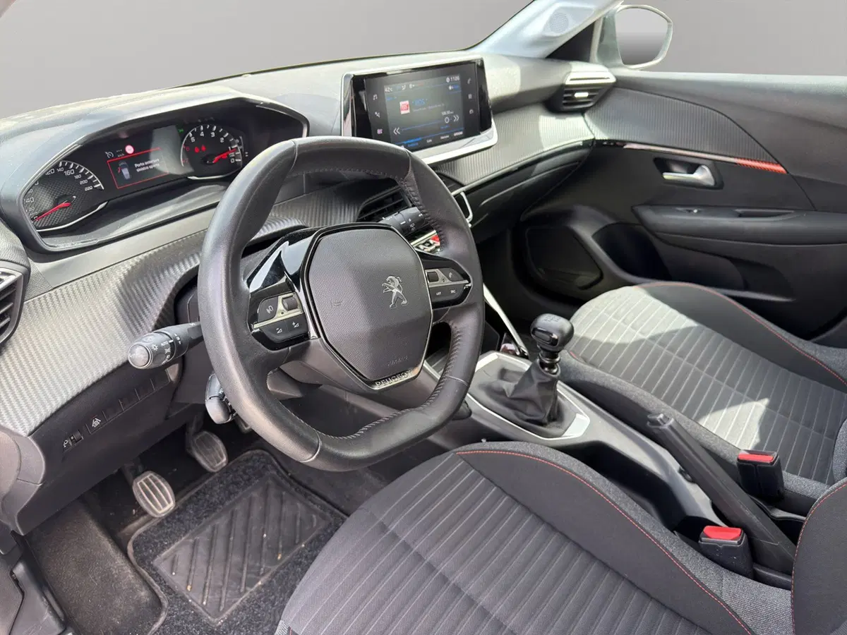 Peugeot 208 usata a Perugia (10)