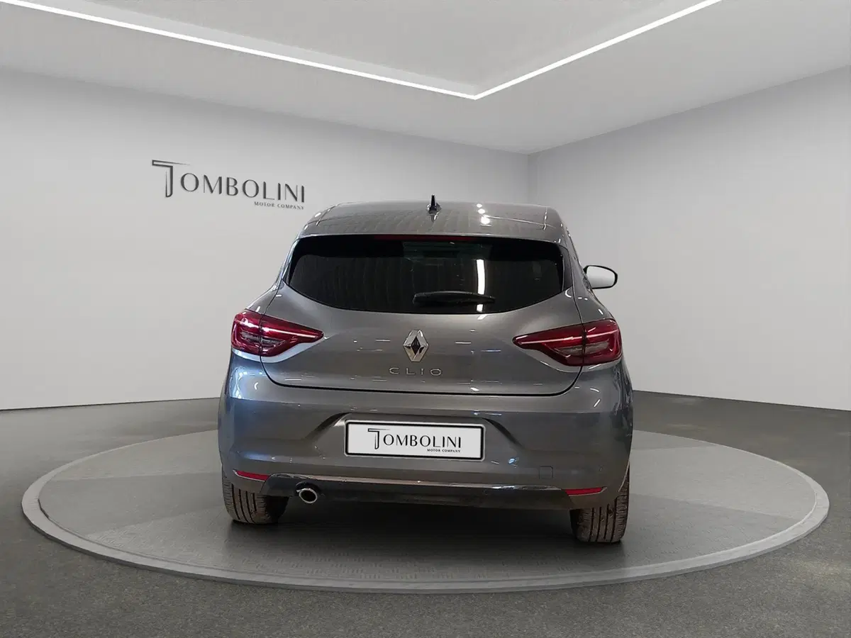 Renault Clio usata a Macerata (8)