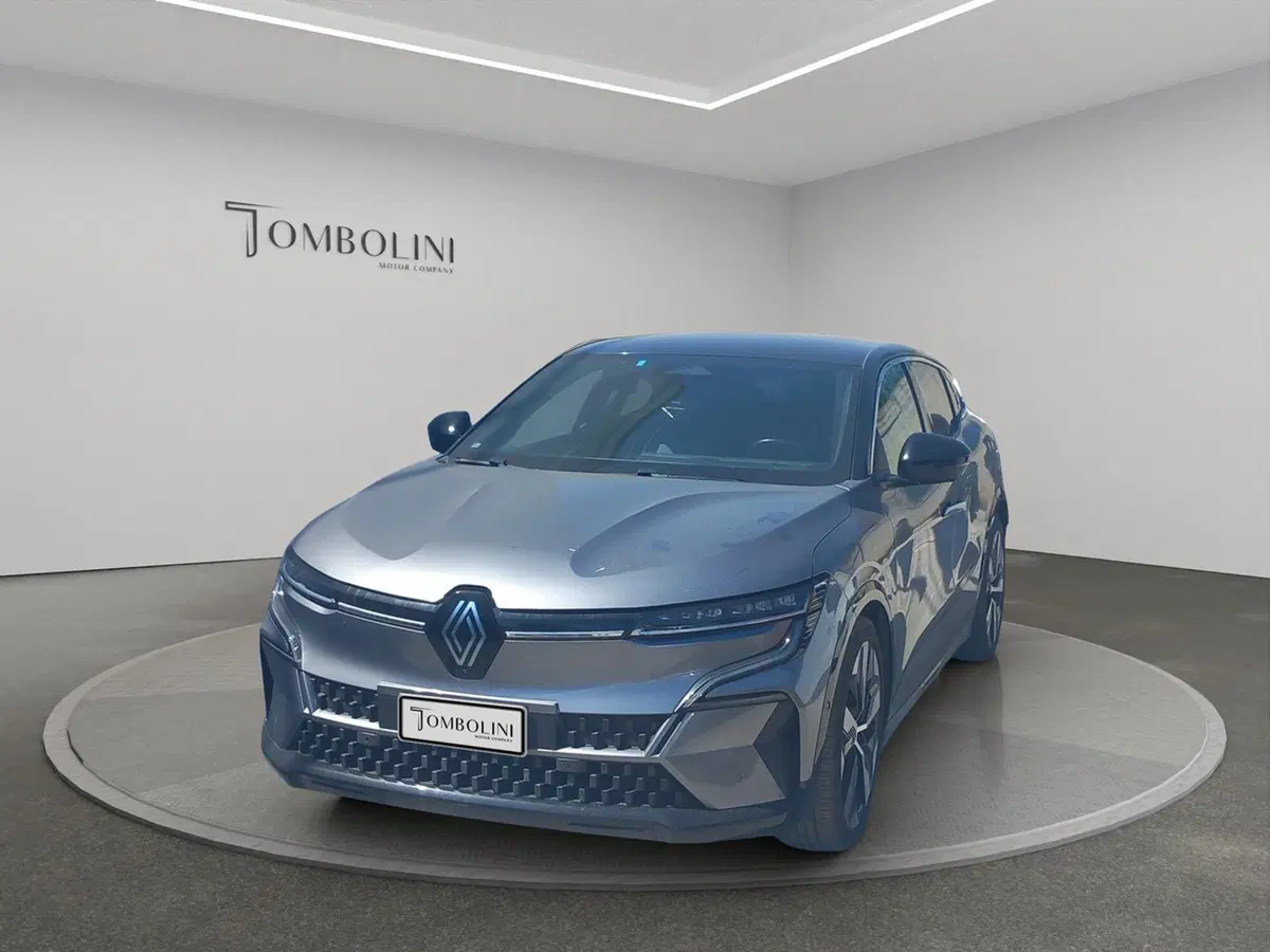 Renault Megane E-Tech Electric usata a Macerata