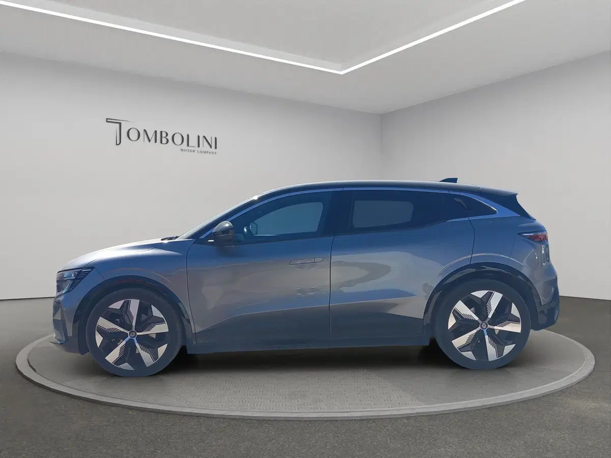 Renault Megane E-Tech Electric usata a Macerata (3)