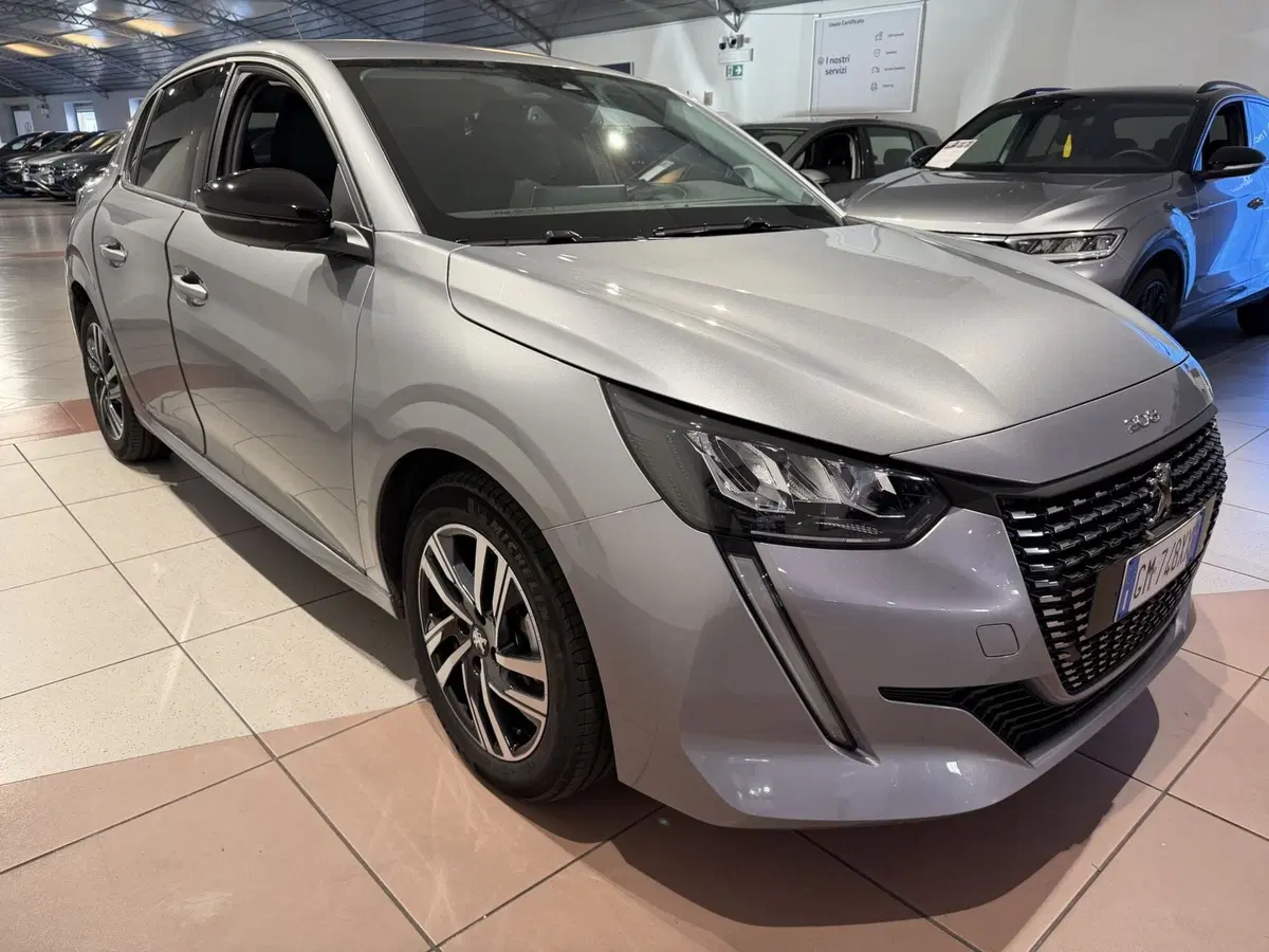 Peugeot 208 usata a Genova (6)