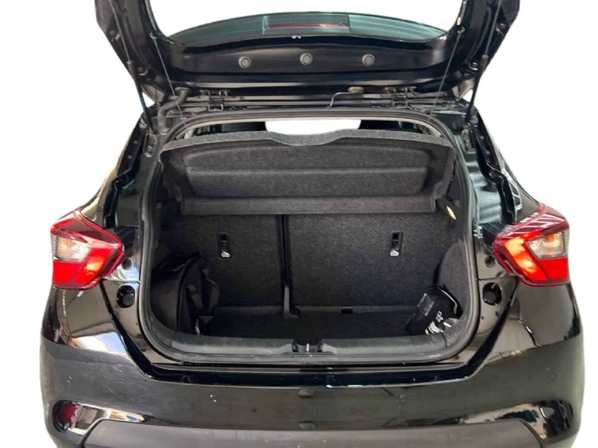 Nissan Micra usata a Roma (10)