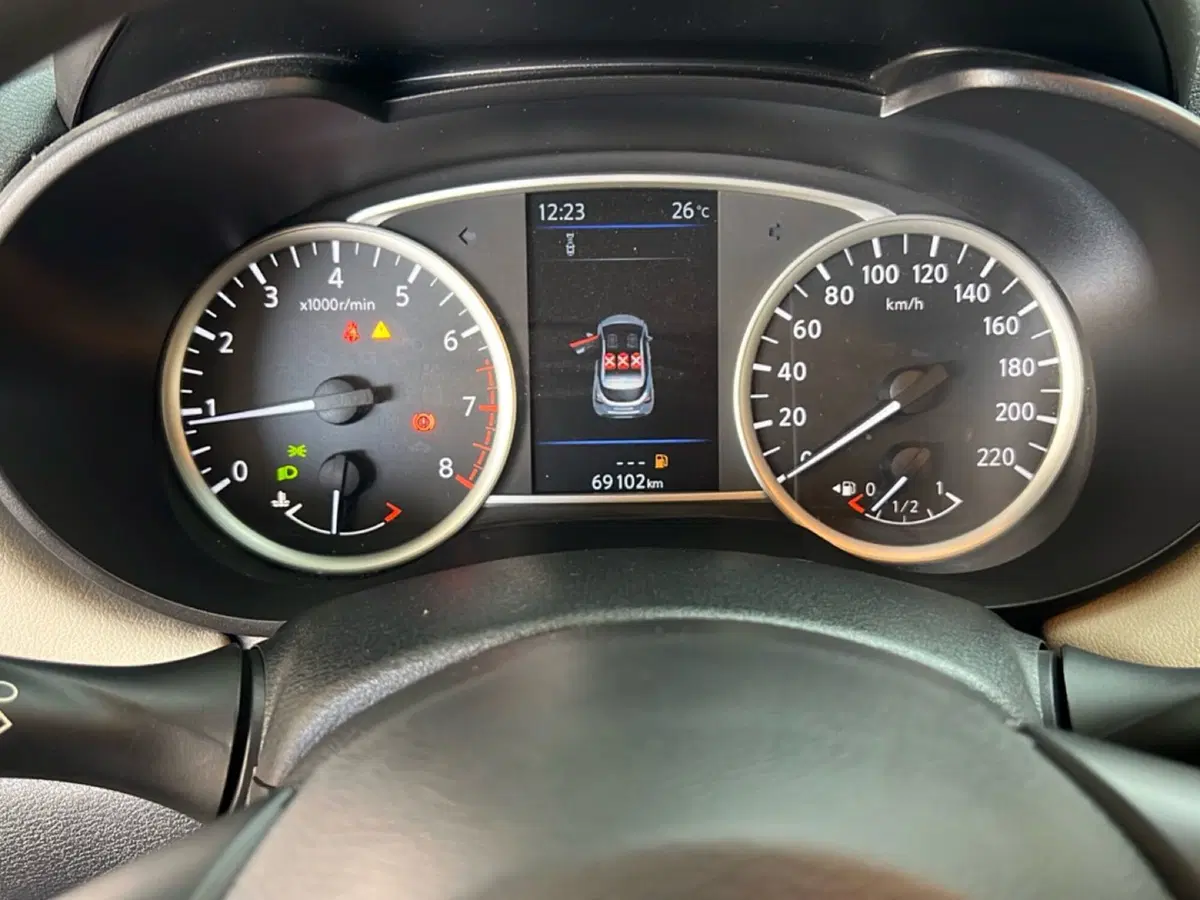 Nissan Micra usata a Roma (13)