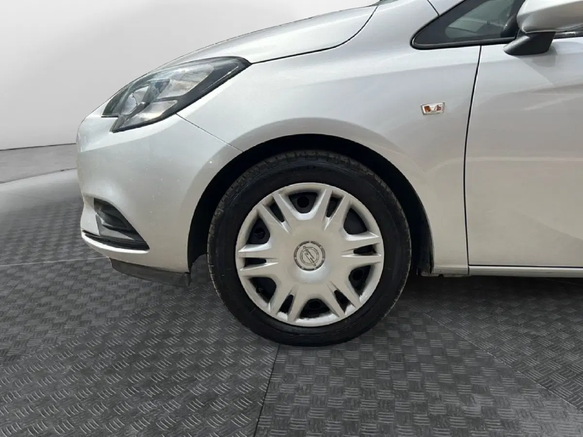 Opel Corsa usata a Roma (9)