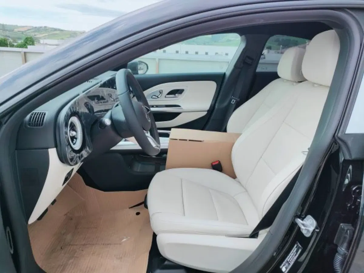 Mercedes-Benz CLA nuova a Teramo (8)