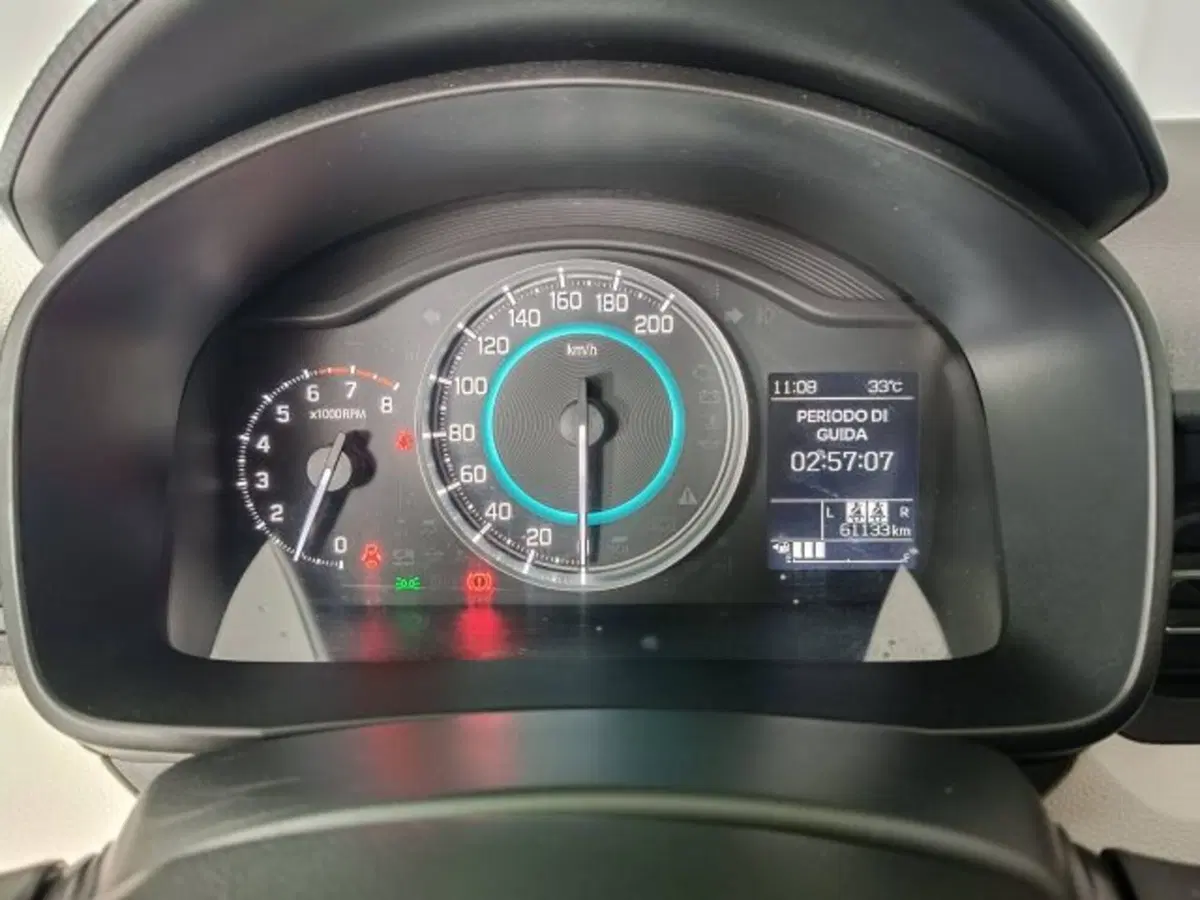 Suzuki Ignis usata a Teramo (12)